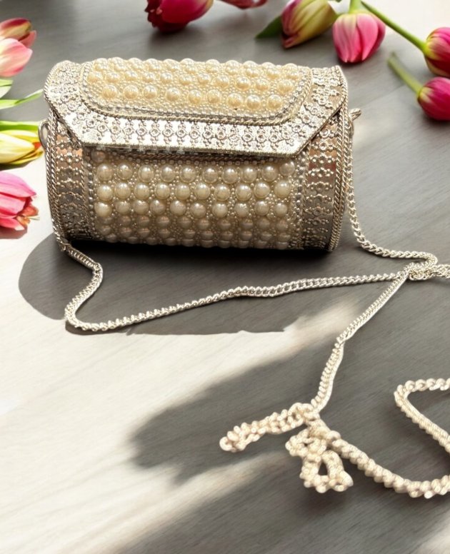 Moonlit Pearl Sling